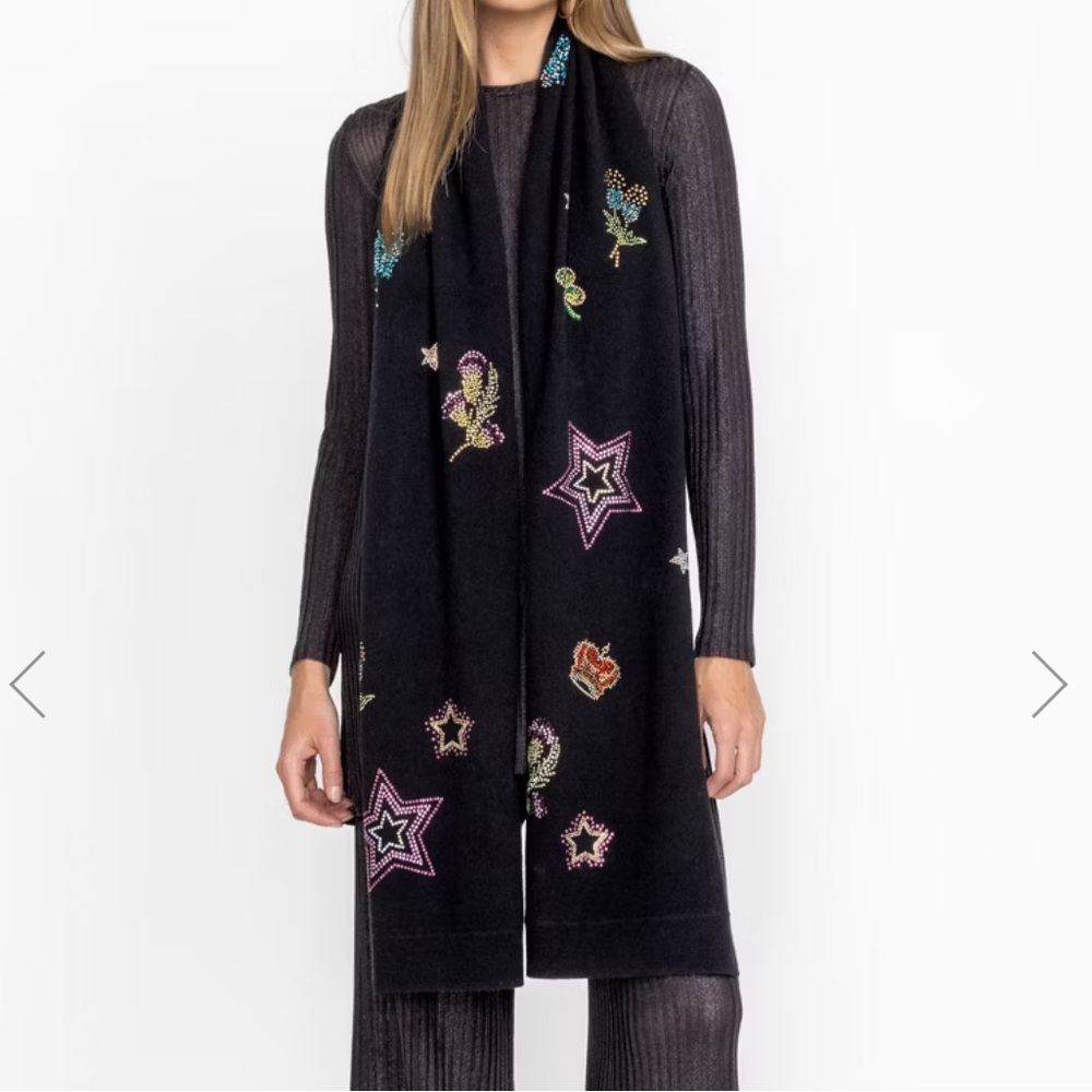 NWT Johnny was Ladie rhinestone Scarf with Stars and Flowers